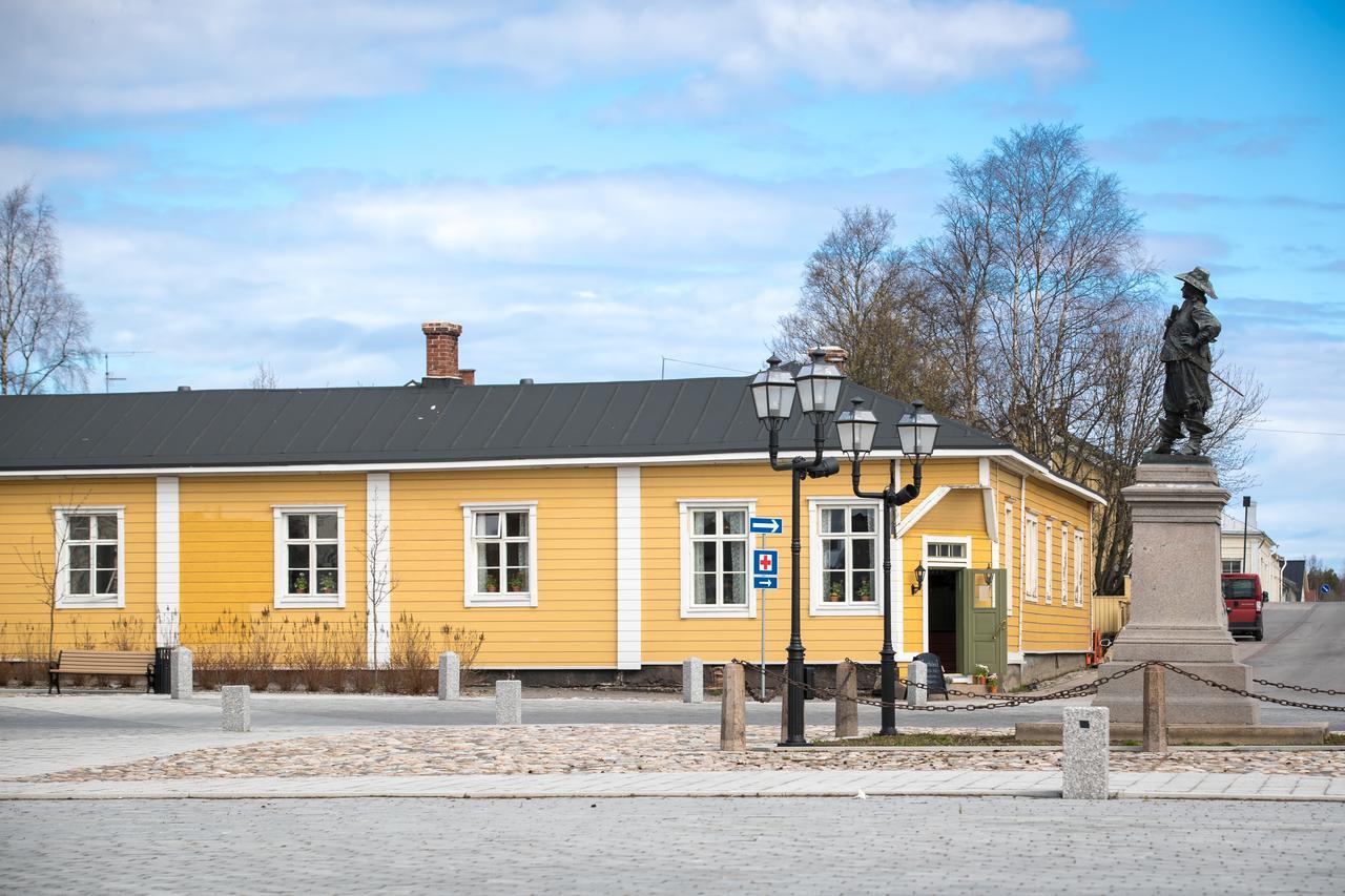Boutique Hotel Langin Kauppahuone Raahe Exterior foto